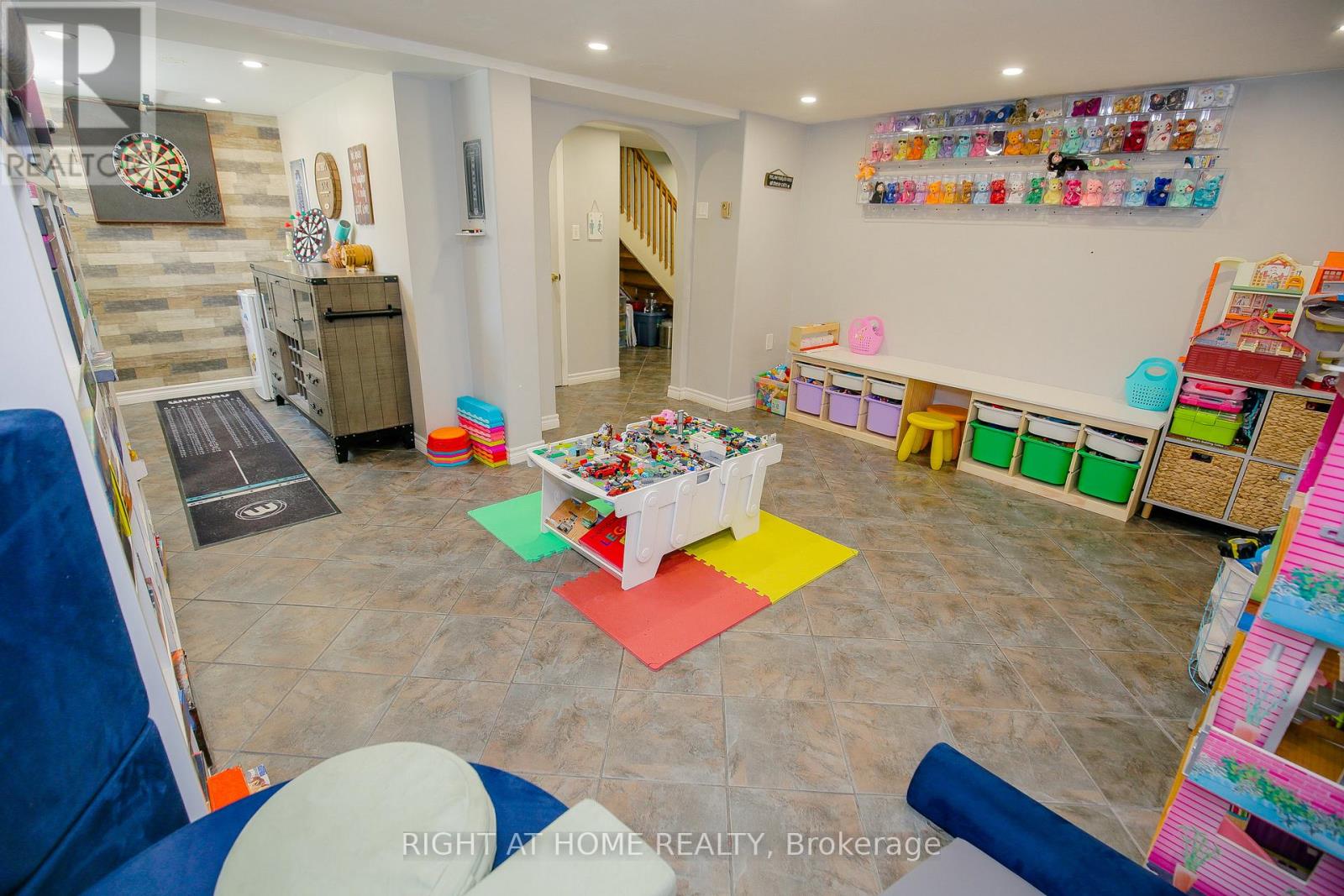 151 LITTLE AVENUE - 30