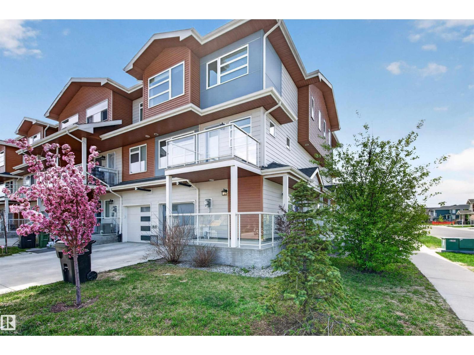 903 173 ST SW - 1
