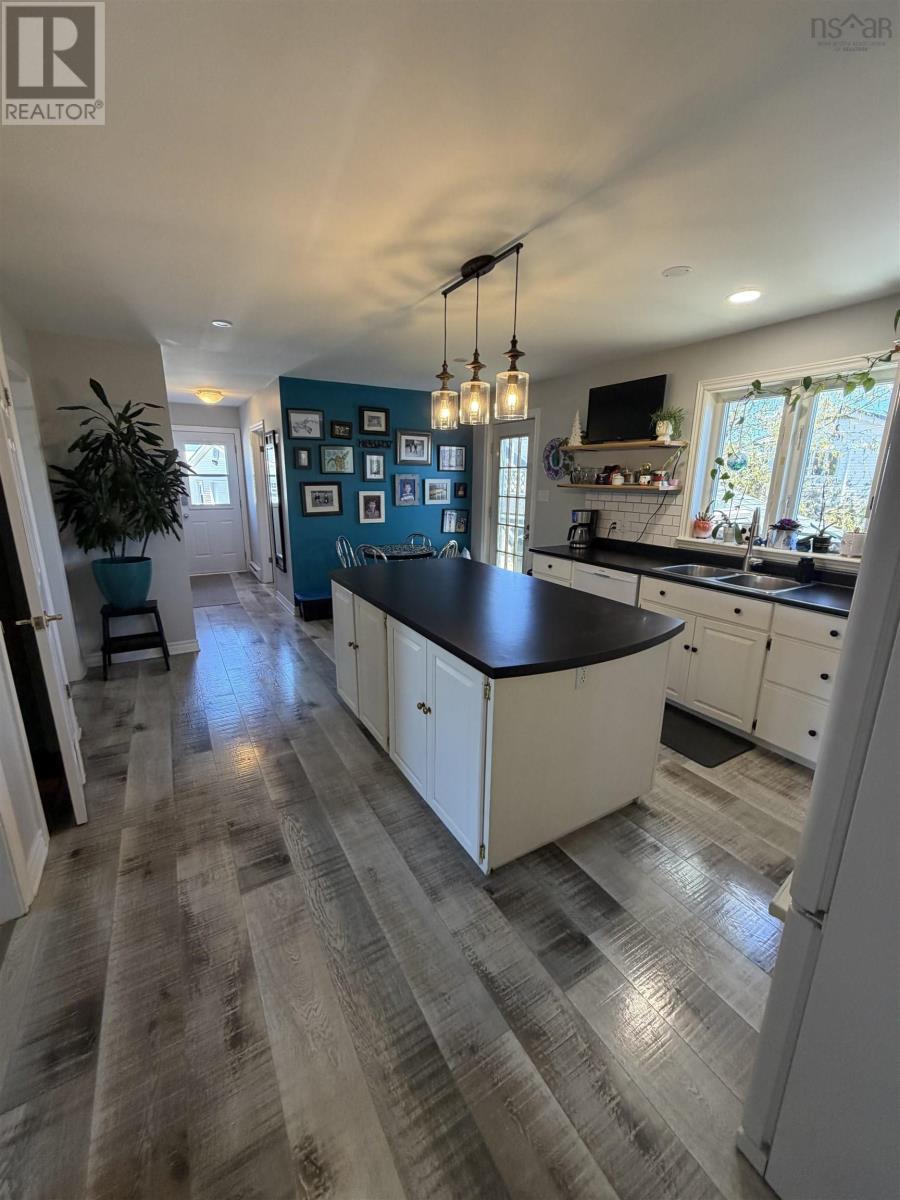 Property 3 of 43 of 48 Whidden Street