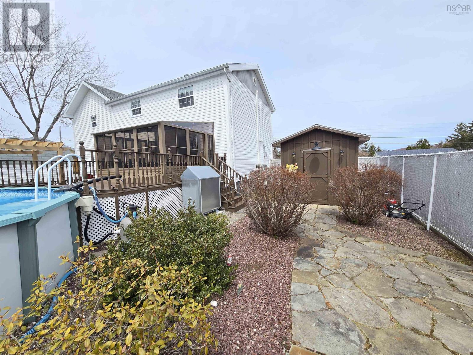 80 Parkwood Drive - Image 2
