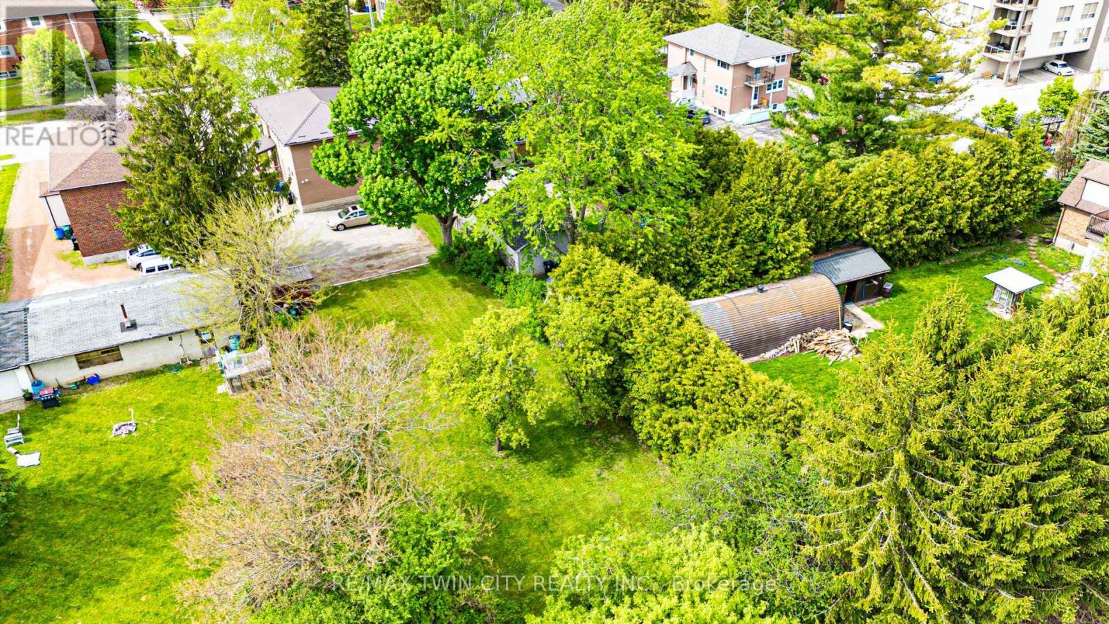 71 BRANDON AVENUE - 45