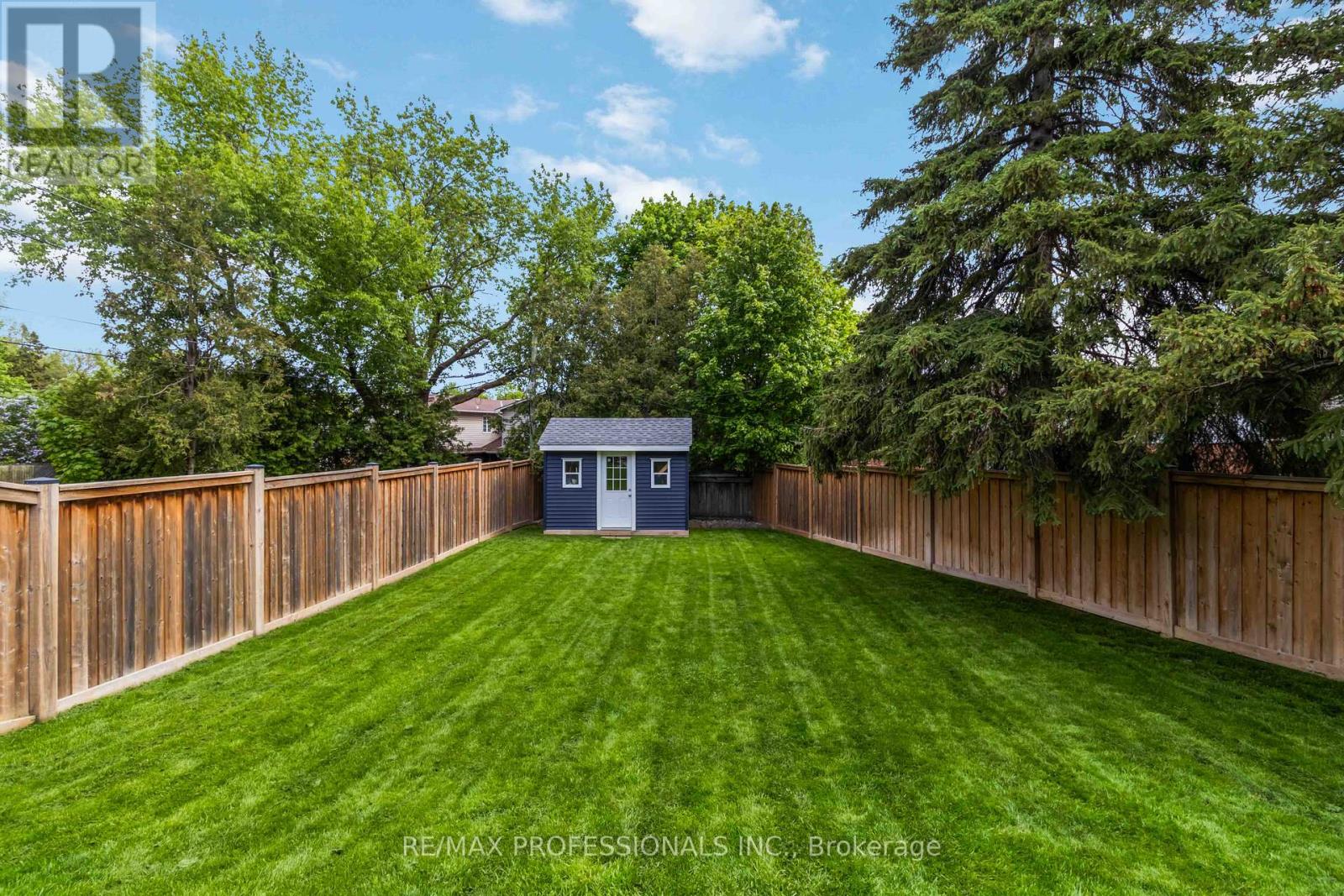 3 SNARESBROOK DRIVE - 23