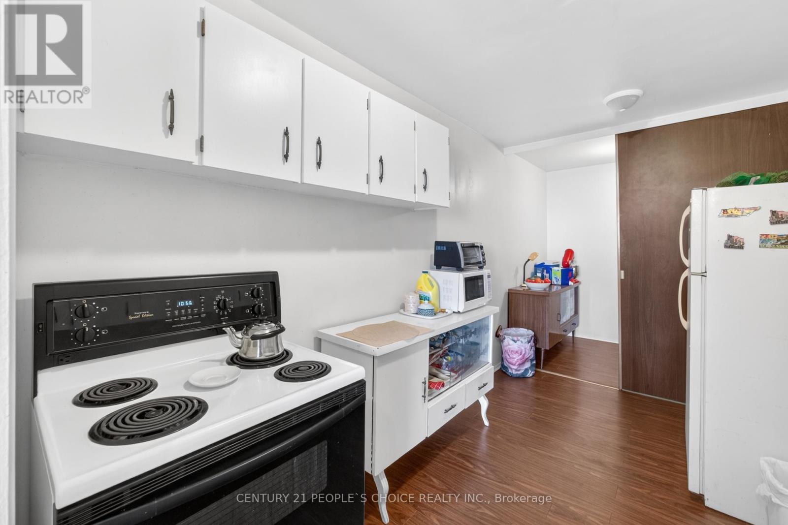 #601 340 DIXON ROAD - 21