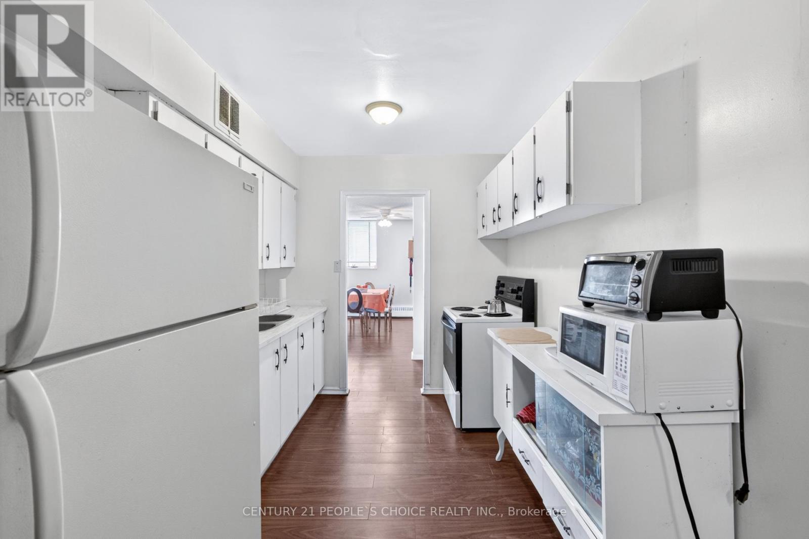 #601 340 DIXON ROAD - 22
