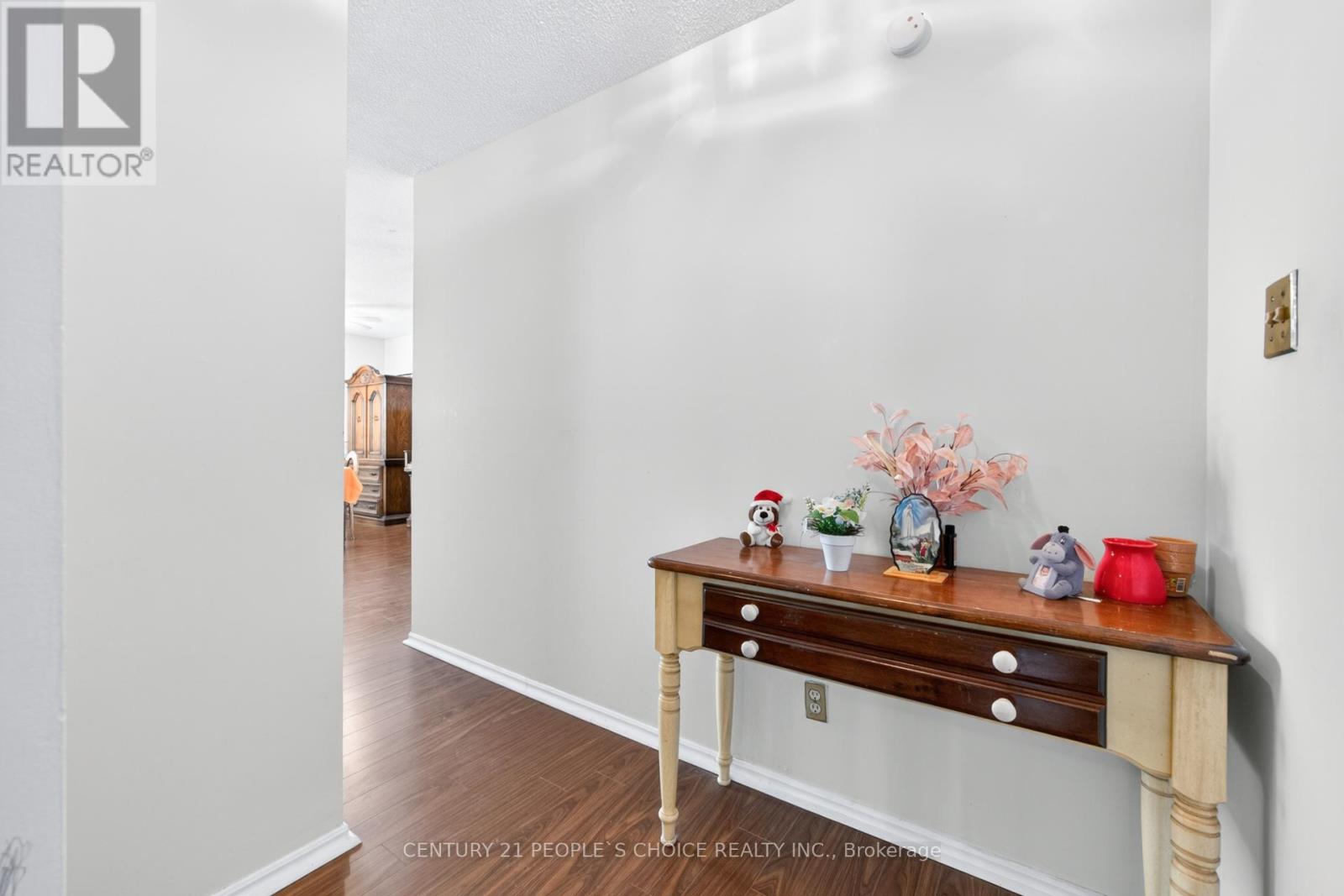 #601 340 DIXON ROAD - 30