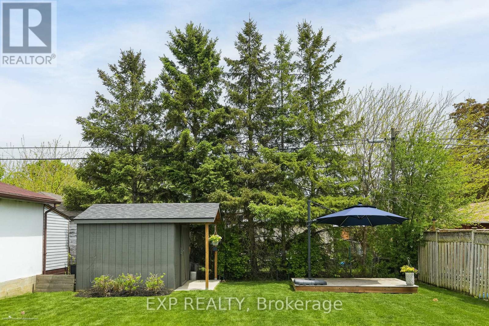125 TREEVIEW DRIVE - 35