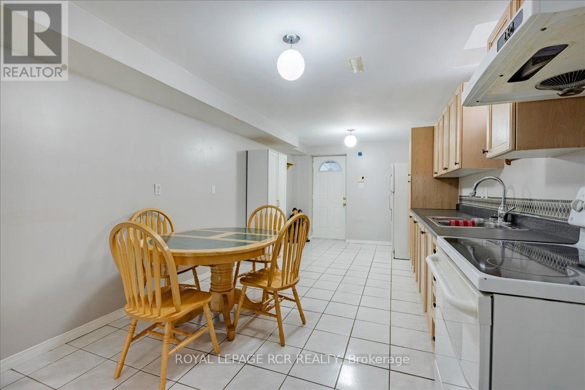 293 VAN KIRK DRIVE - 22