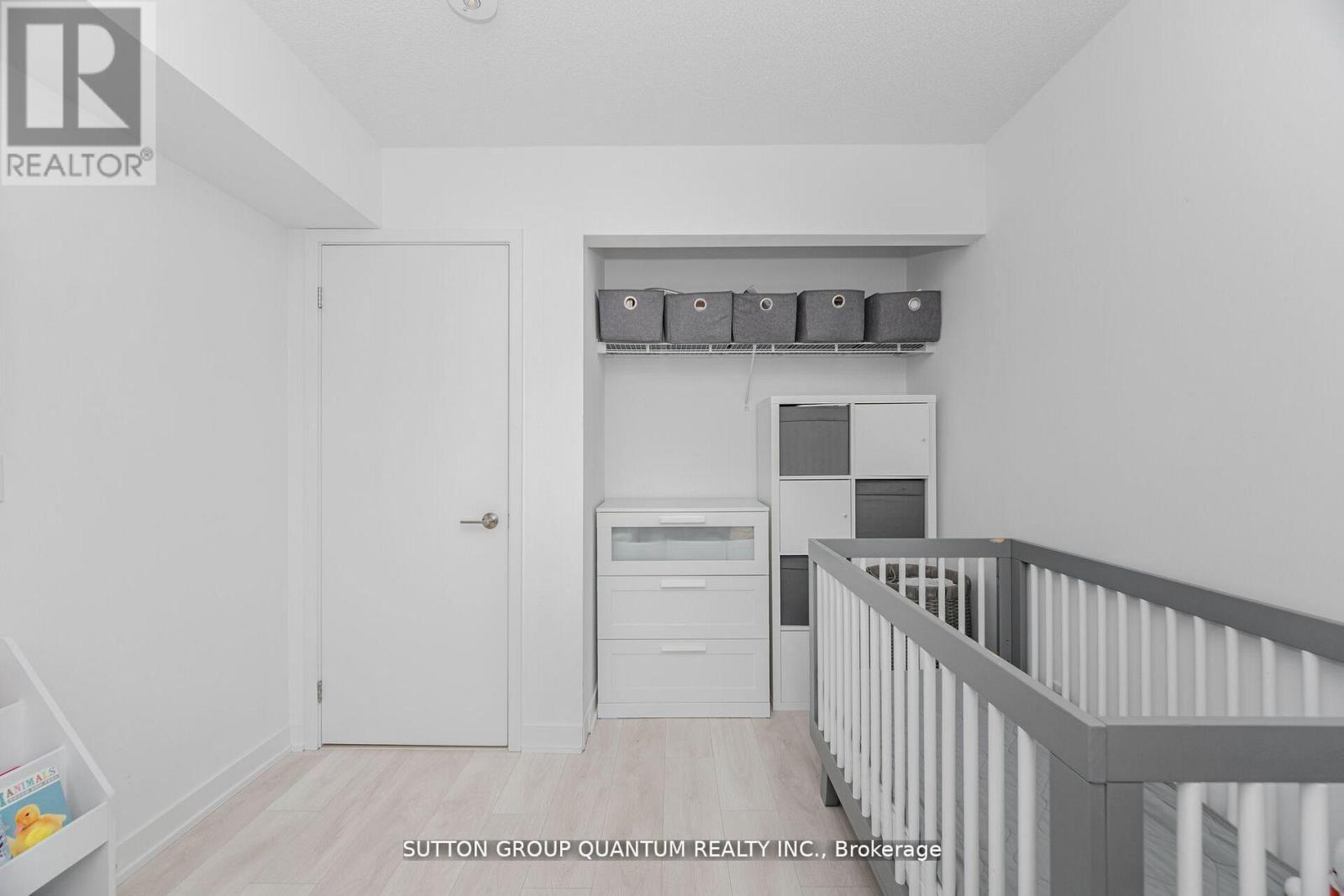#19 1121 COOKE BOULEVARD - 16