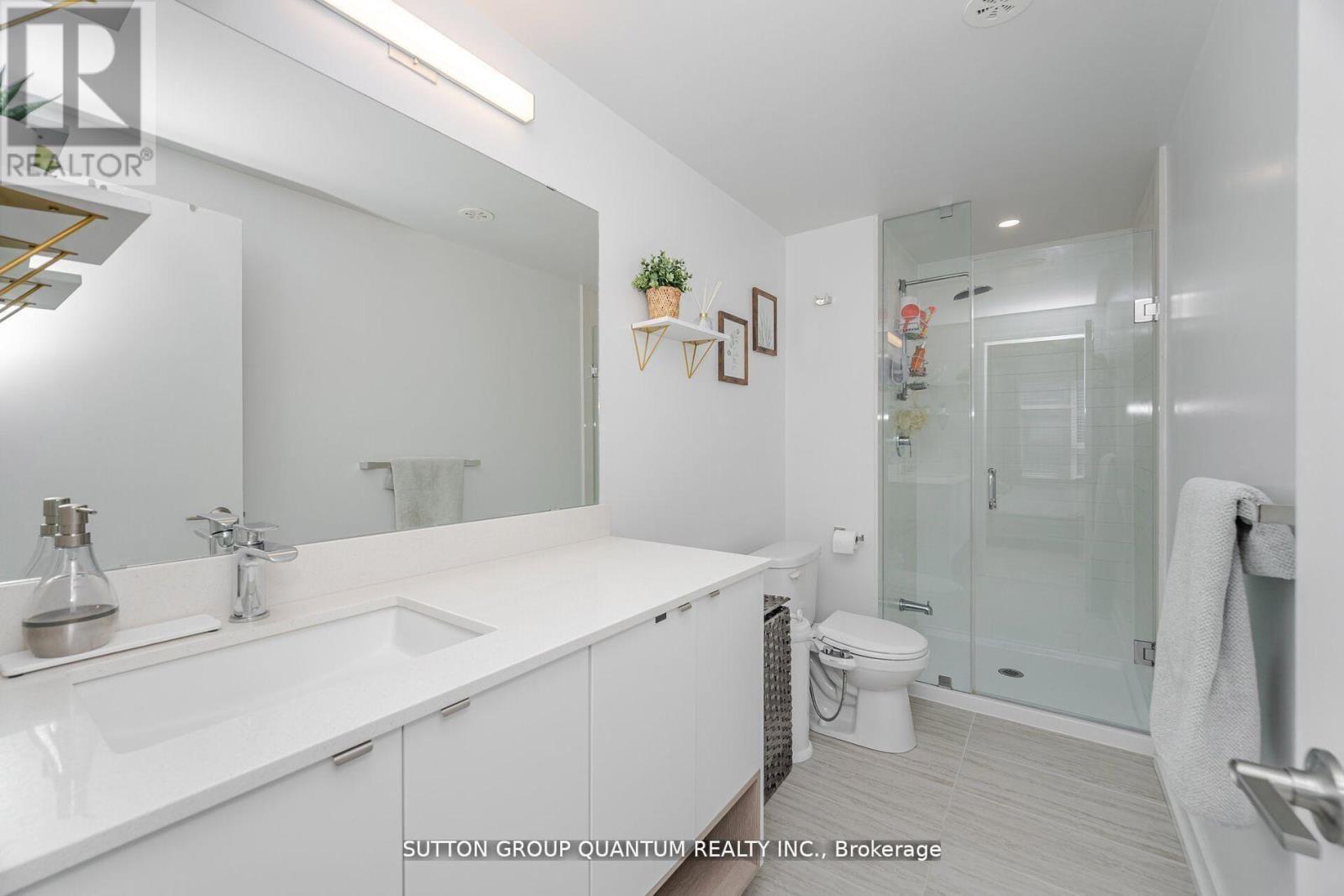 #19 1121 COOKE BOULEVARD - 18