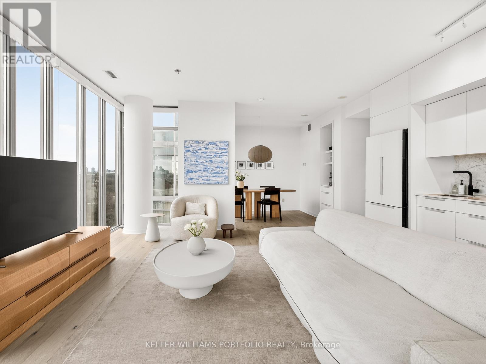 #1713 103 THE QUEENSWAY AVENUE - 6