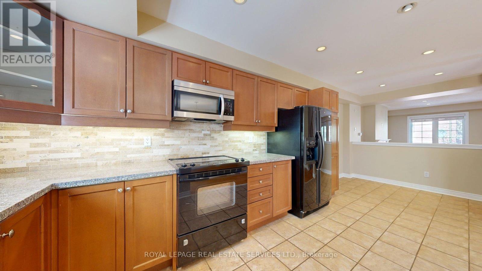 #16 619 EVANS AVENUE - 14