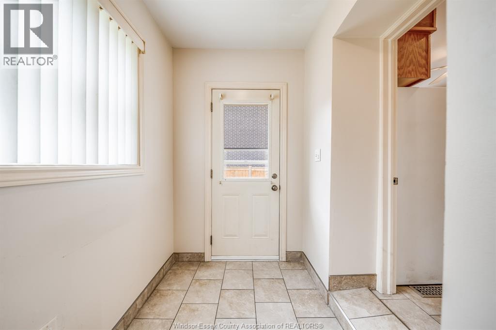2168 DOMINION BOULEVARD - 23