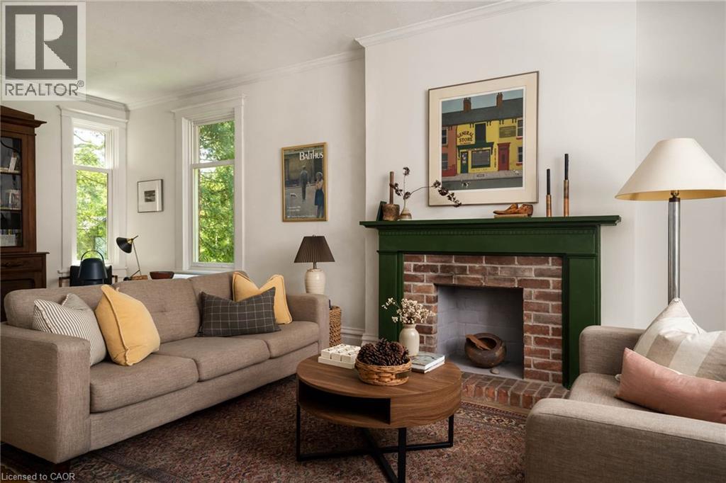 138 PARK Street W - 7