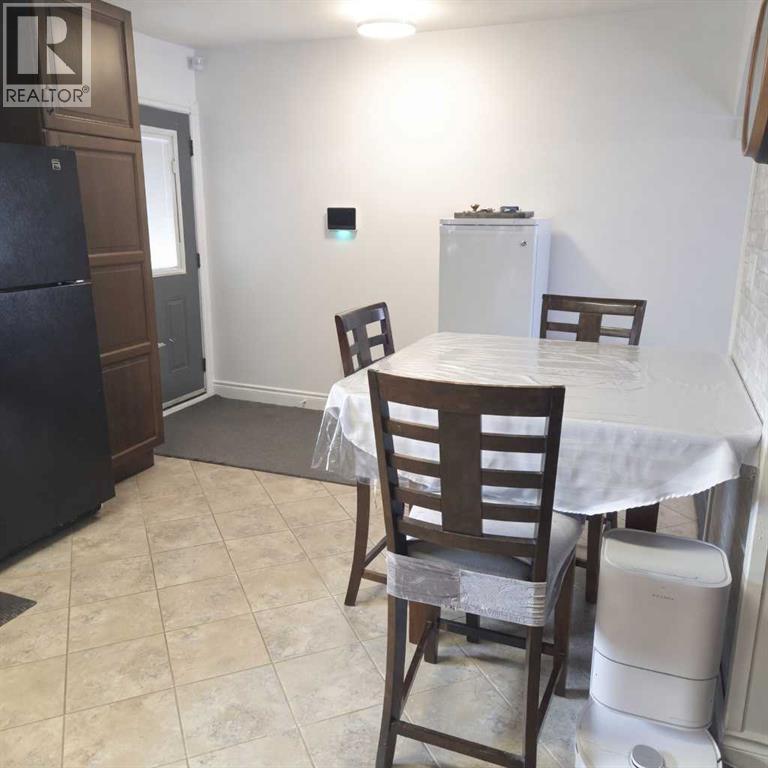 Dining area/Back Entrance
