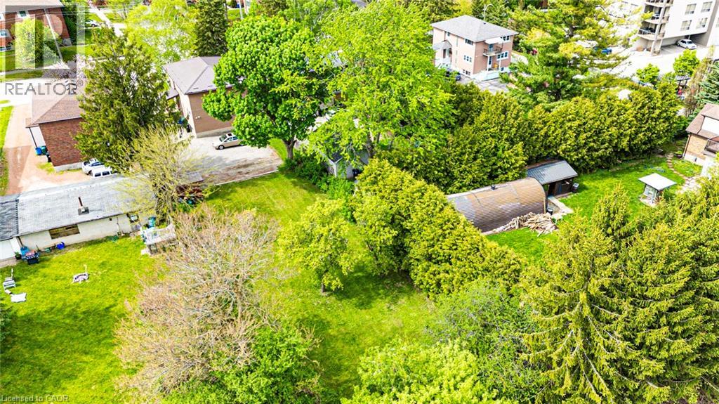 71 BRANDON Avenue - 44