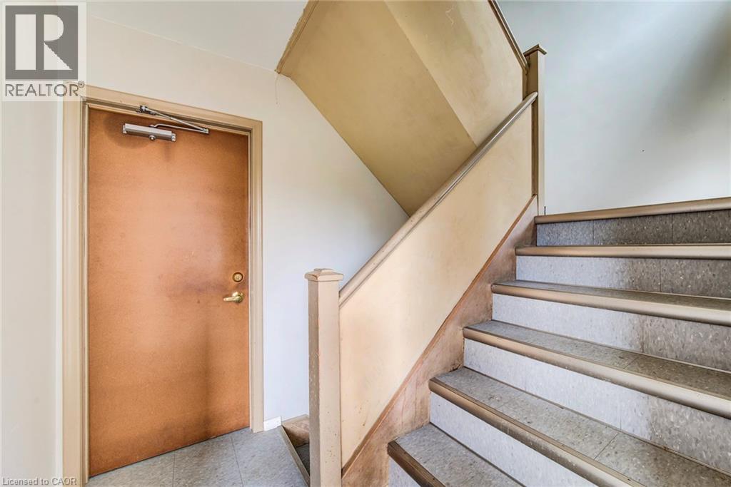 71 BRANDON Avenue - 5