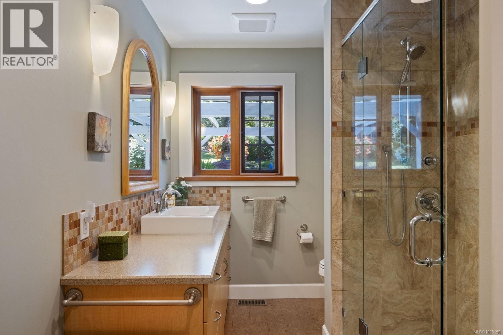  1087 Maple Road, North Saanich