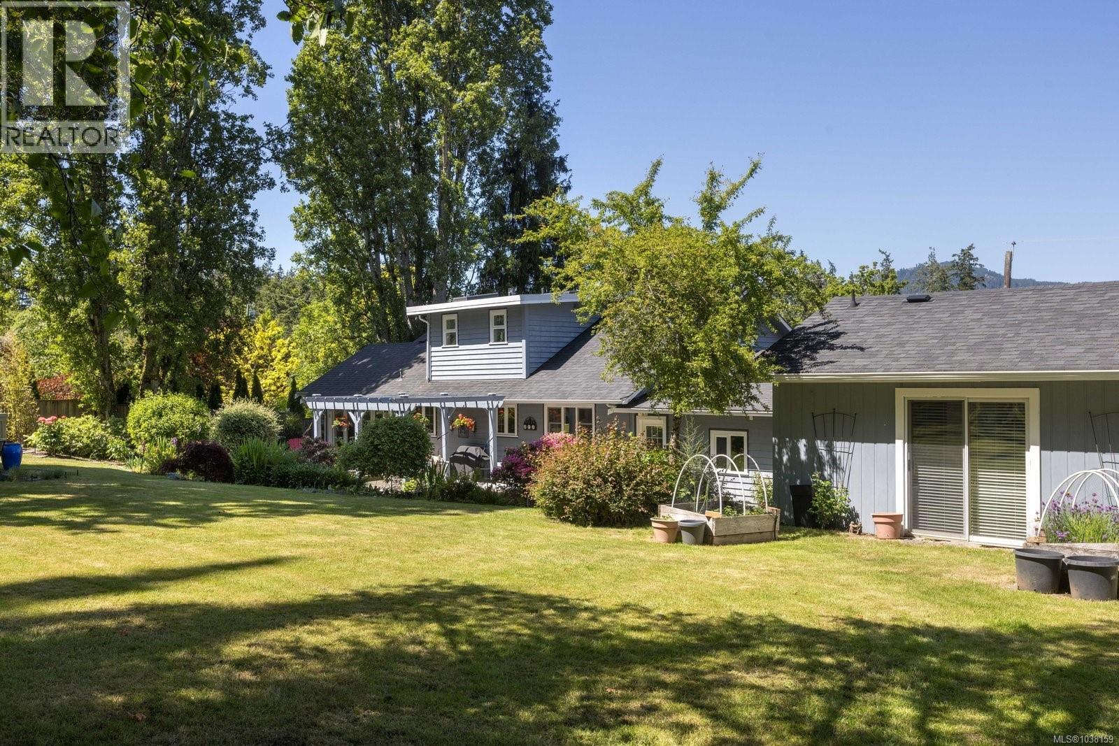 1087 Maple Road, North Saanich
