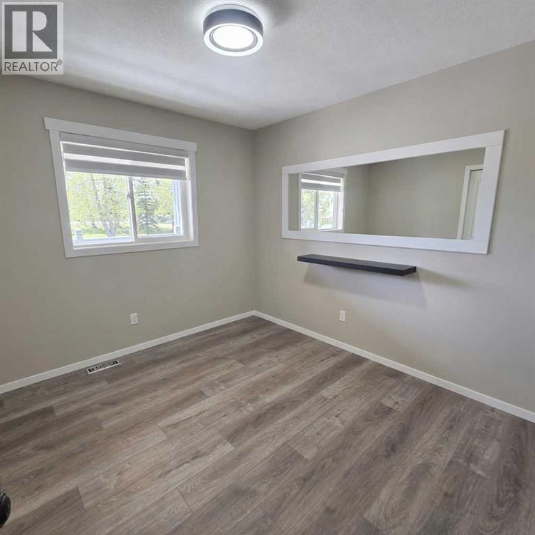 5108 18 Avenue — photo 17