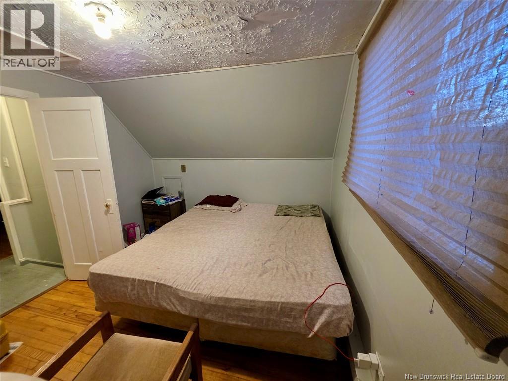 136 Shirley Avenue - 18