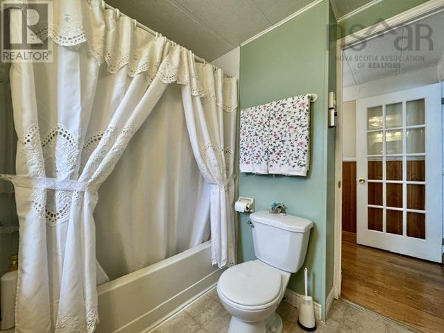 Property 18 of 30 of 491 Glenrise Drive