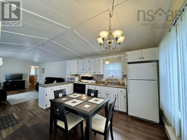 Property 23 of 30 of 491 Glenrise Drive