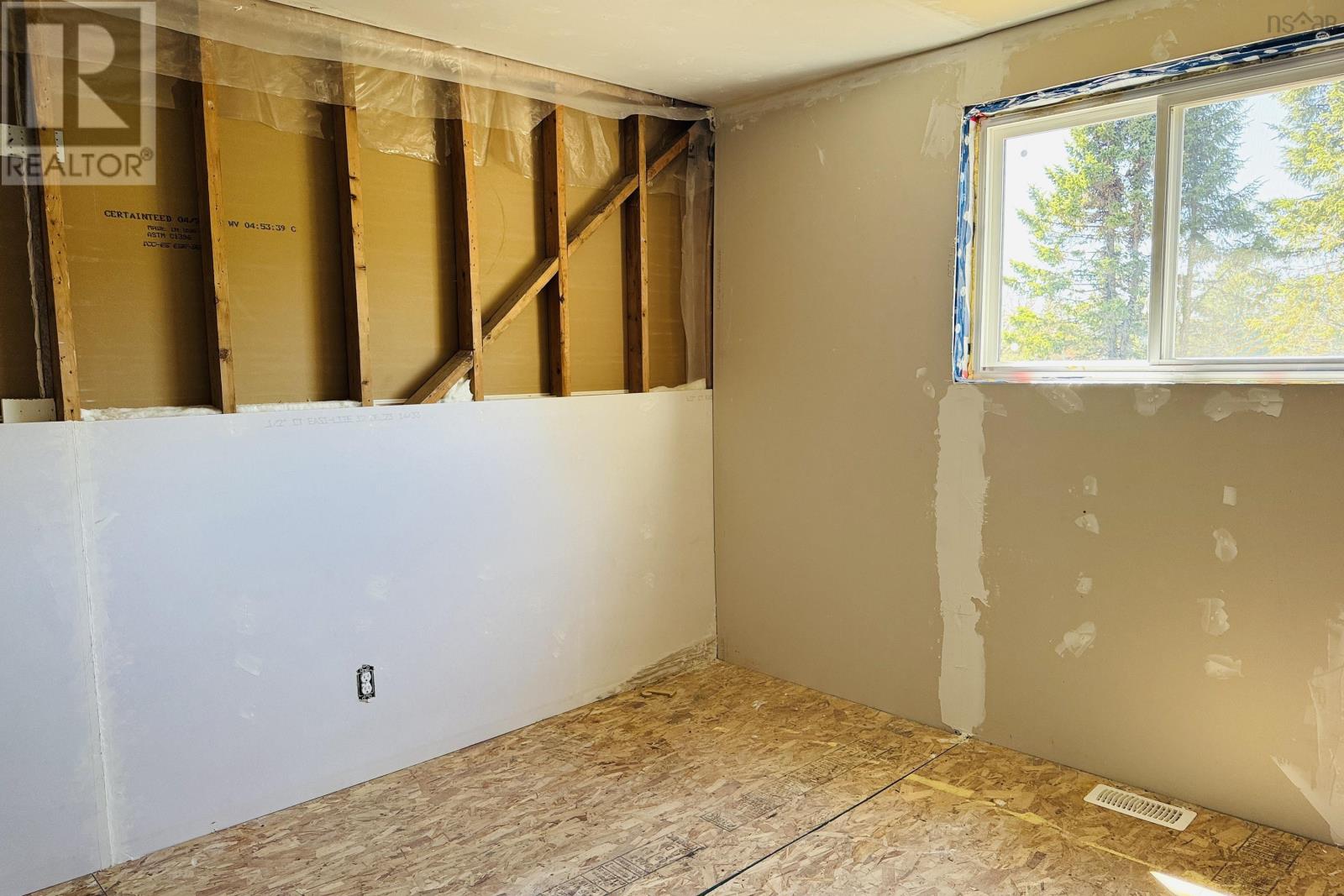Property 2 of 16 of 61 Ballfield Road