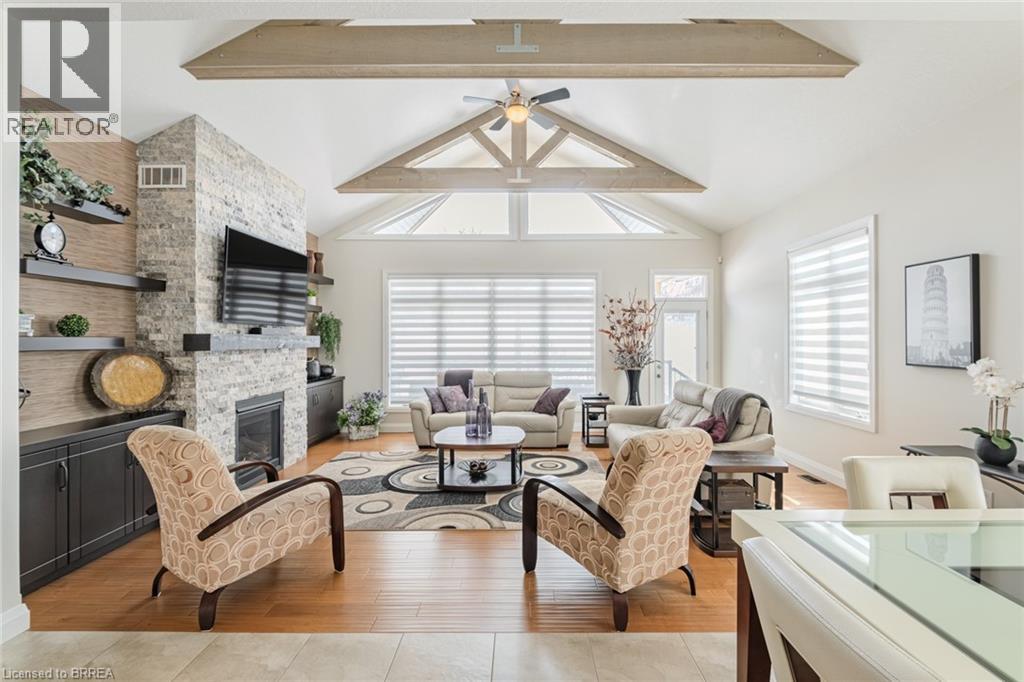 5 MOORE Boulevard - 14