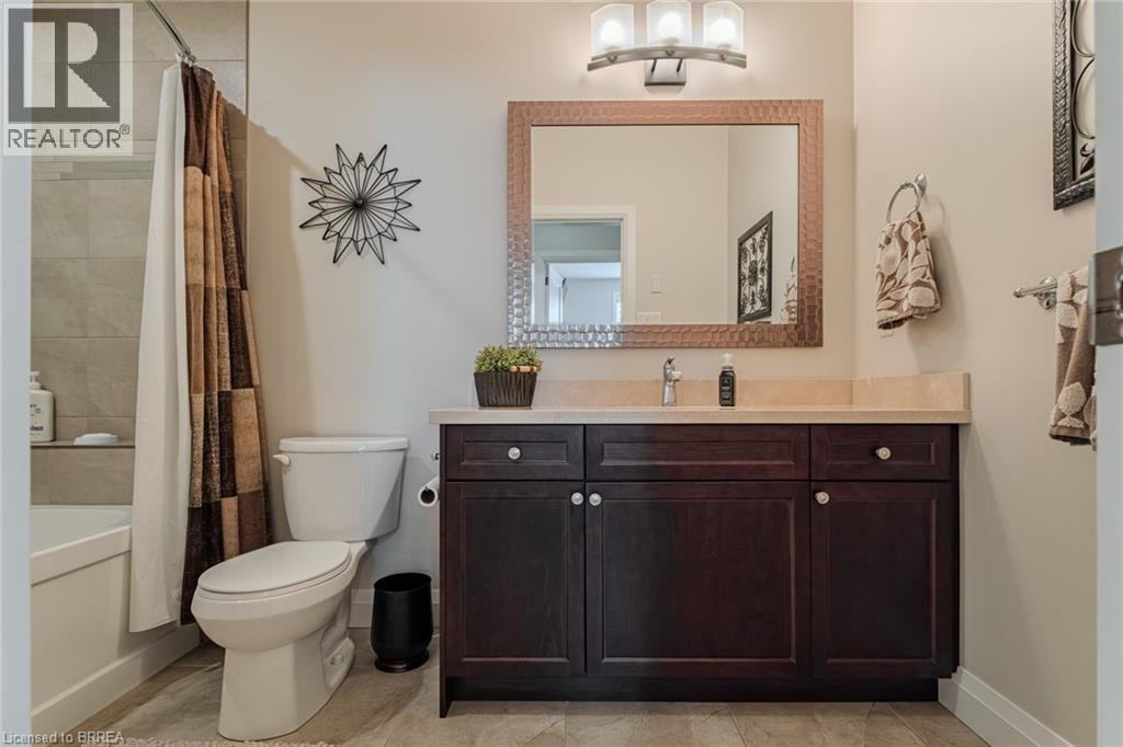 5 MOORE Boulevard - 20