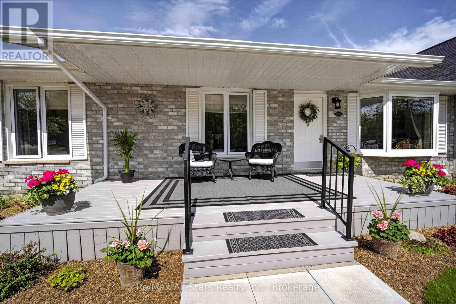 113 PIRATES GLEN DRIVE - Image 2