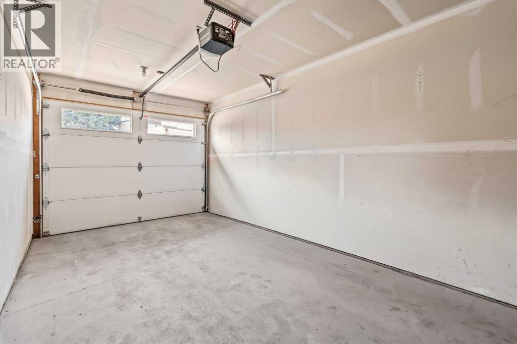 125 41 Avenue SW - 27