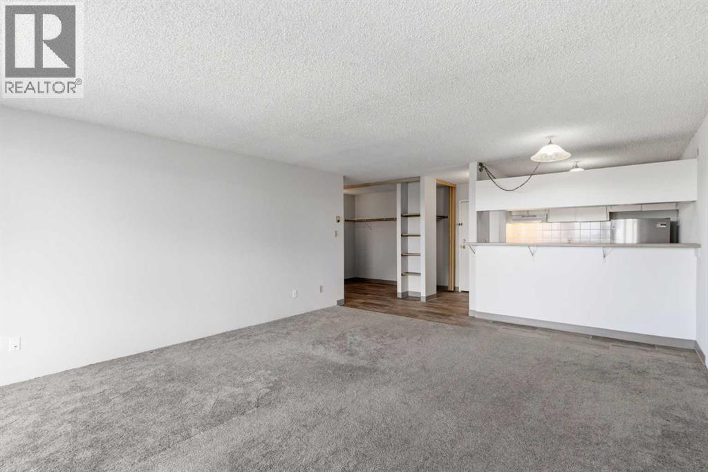 #2008 221 6 Avenue SE - 5