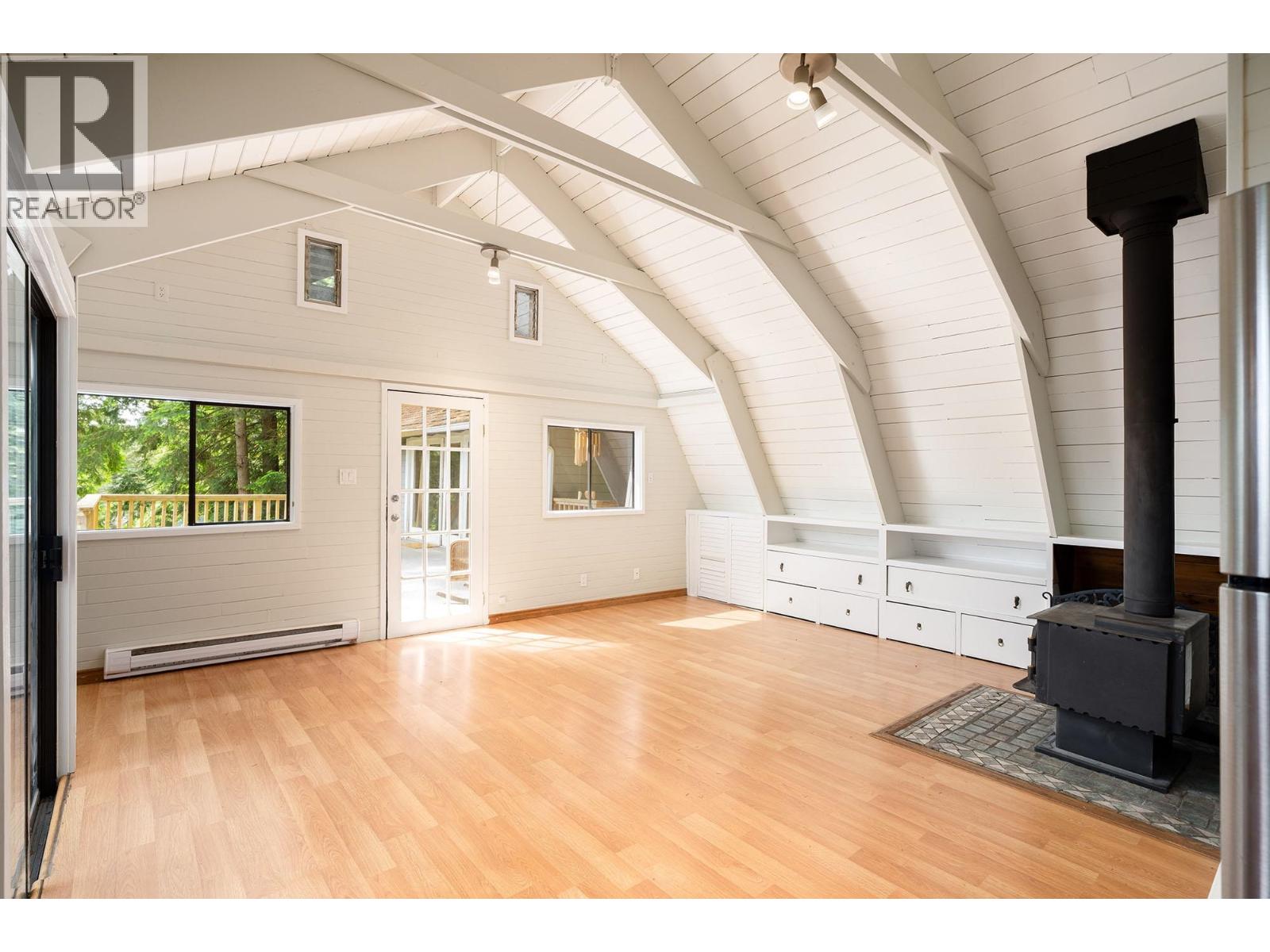 709 WINDJAMMER Road - photo 2
