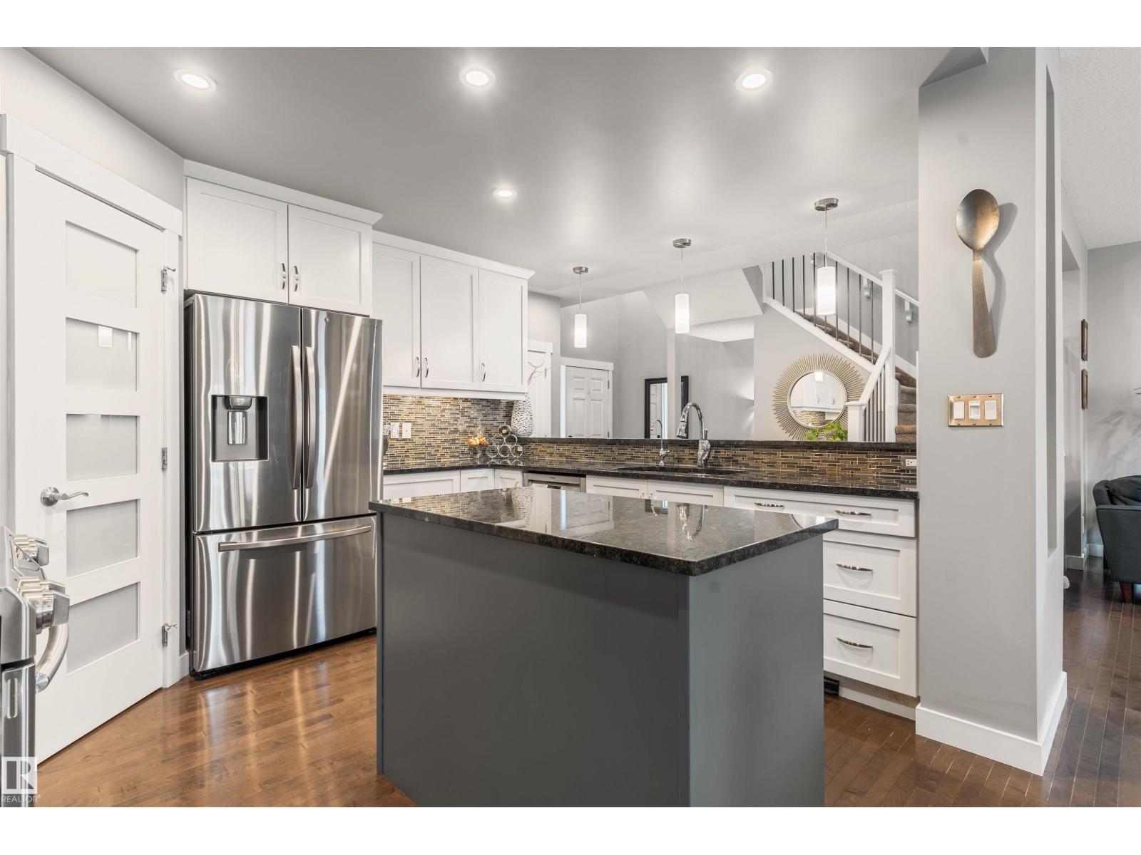 9519 221 ST NW - 17