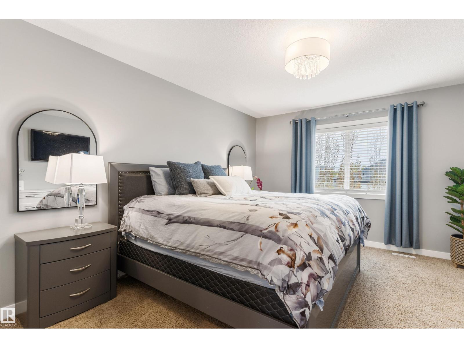 9519 221 ST NW - 22