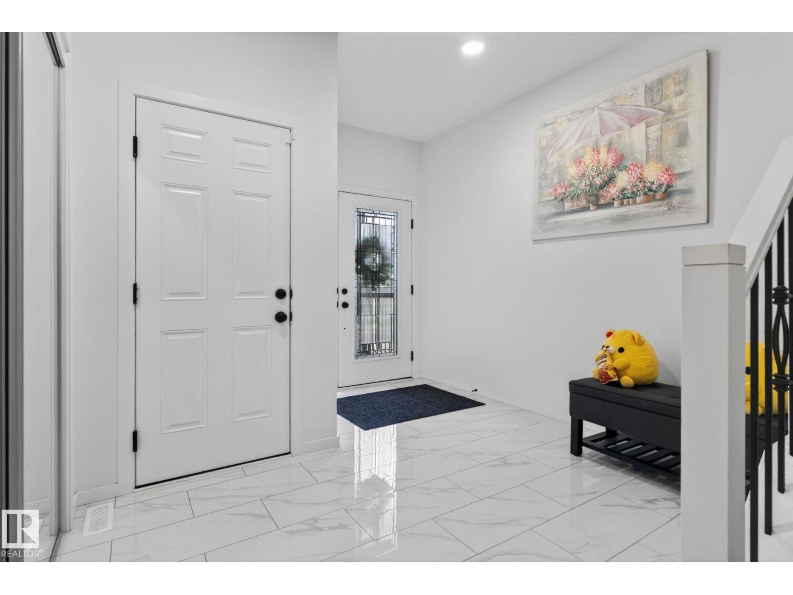 7011 177 Avenue NW - 11
