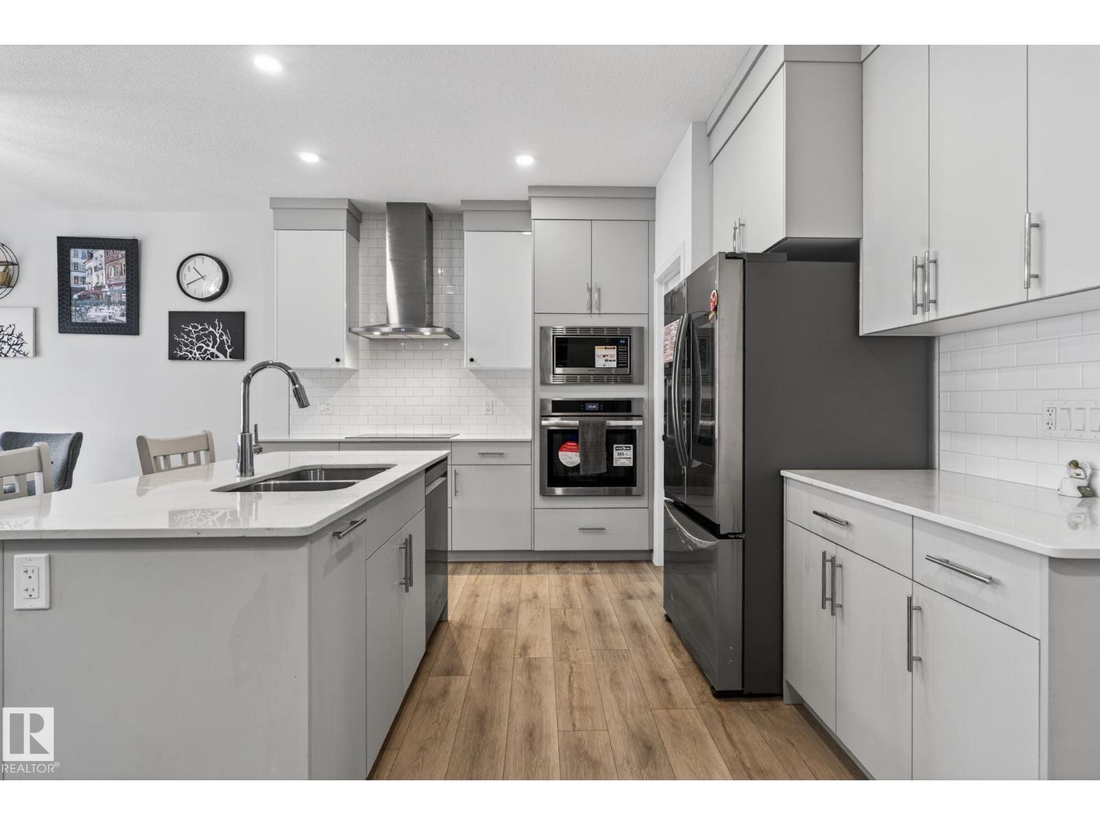 7011 177 Avenue NW - 14