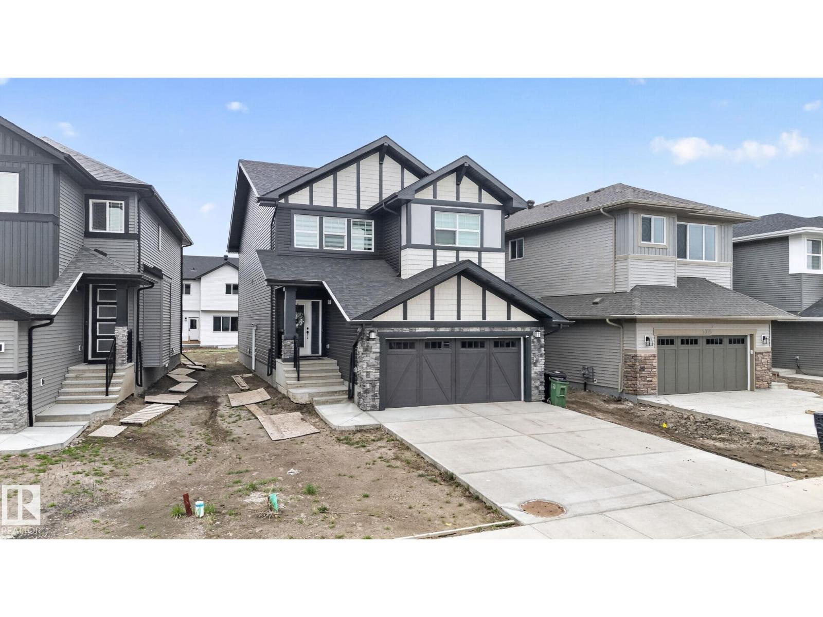 7011 177 Avenue NW - 3