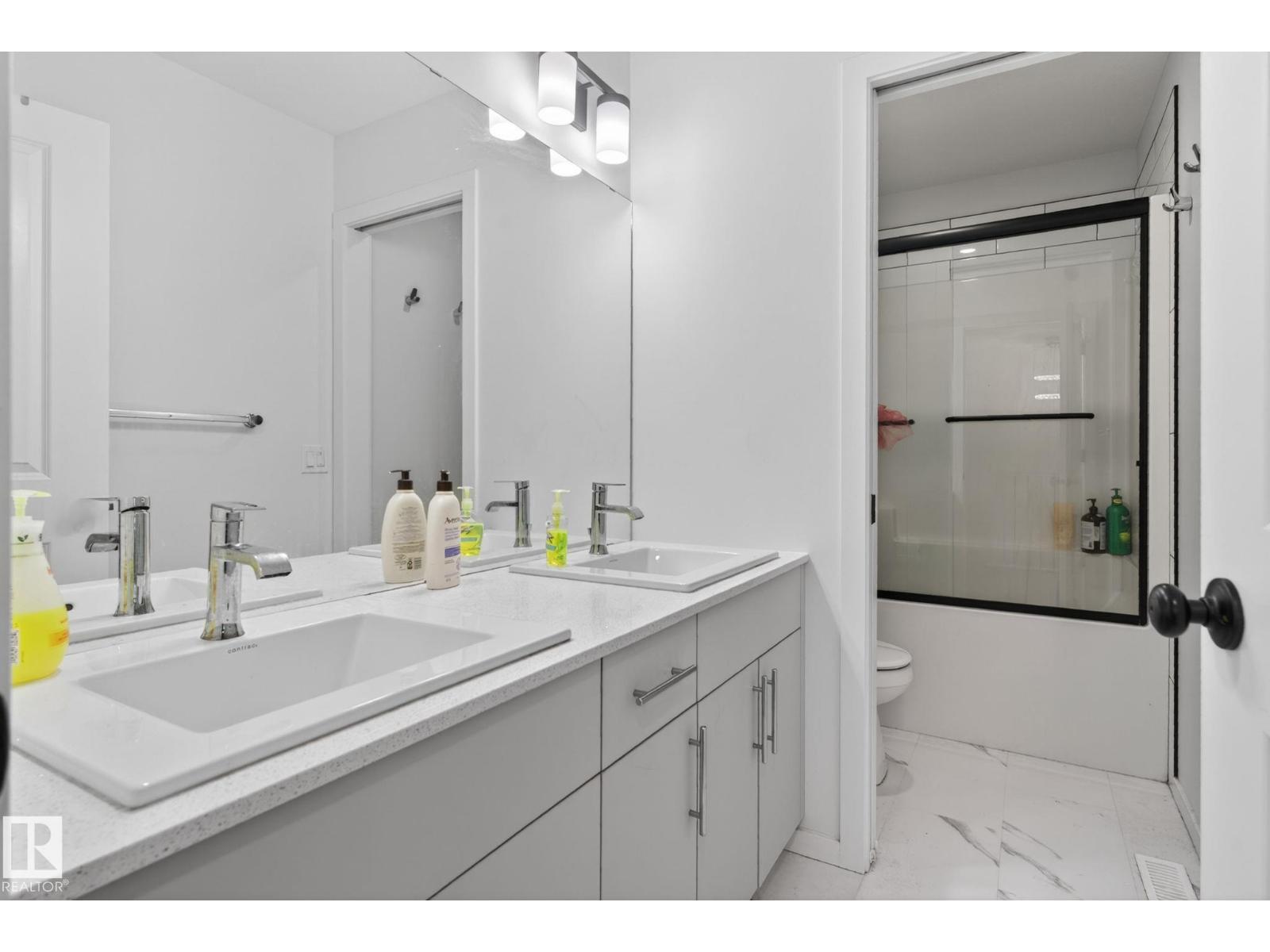 7011 177 Avenue NW - 33