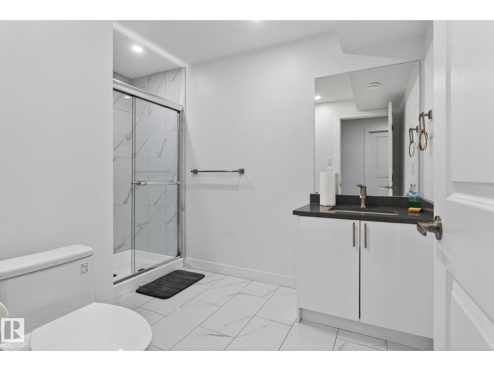 7011 177 Avenue NW - 54