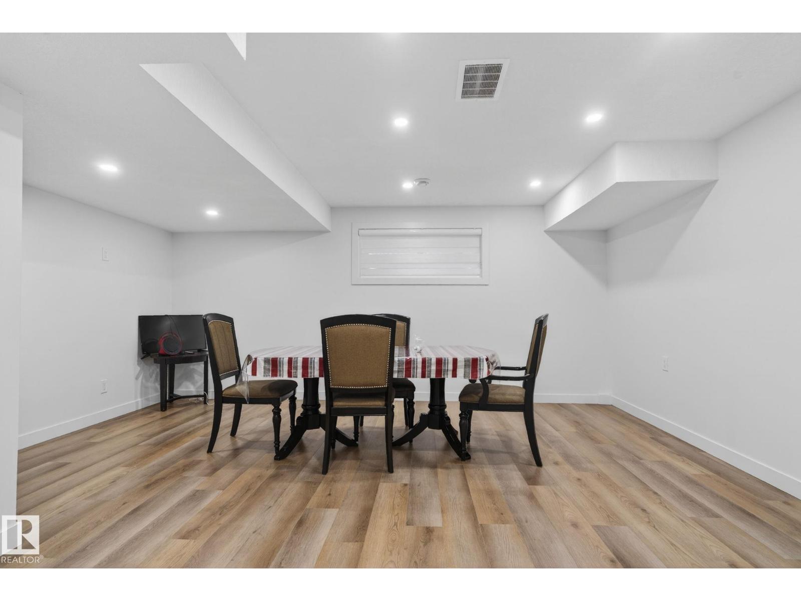 7011 177 Avenue NW - 56