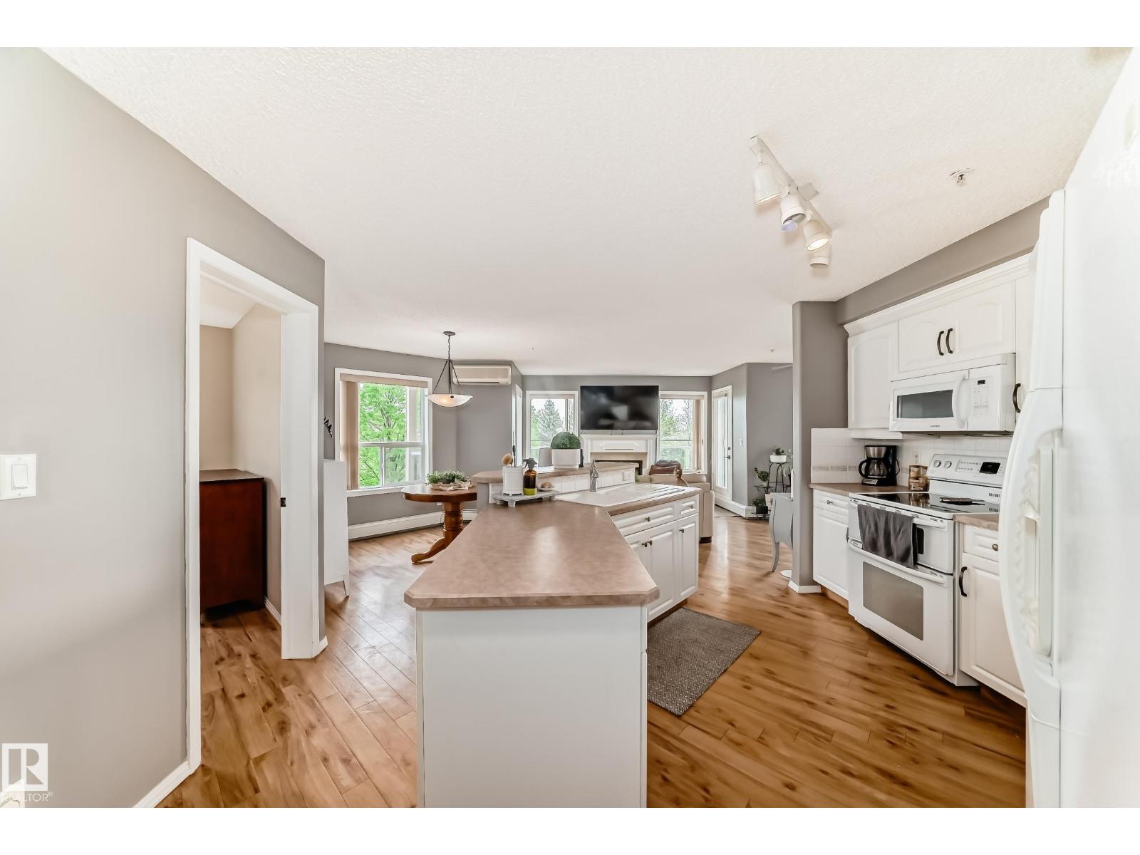 #331 9704 174 ST NW - 9