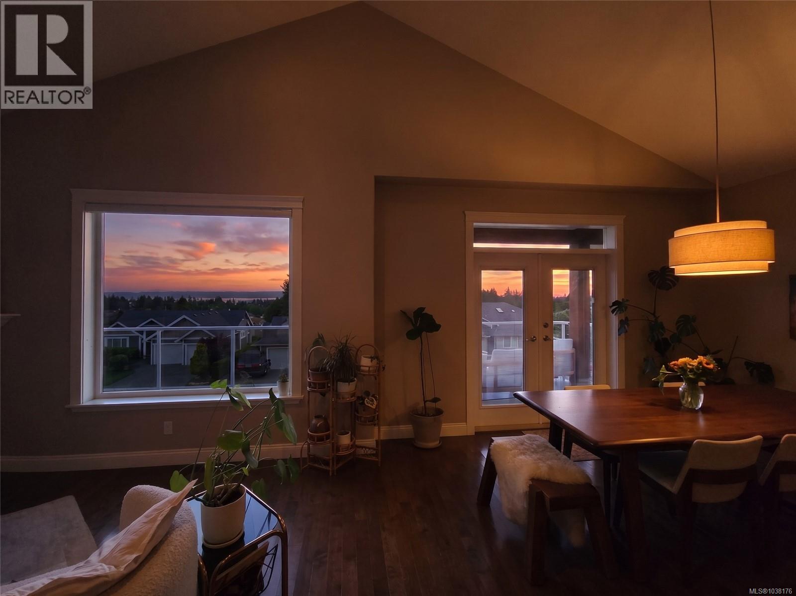 667 Nelson Rd, Campbell River