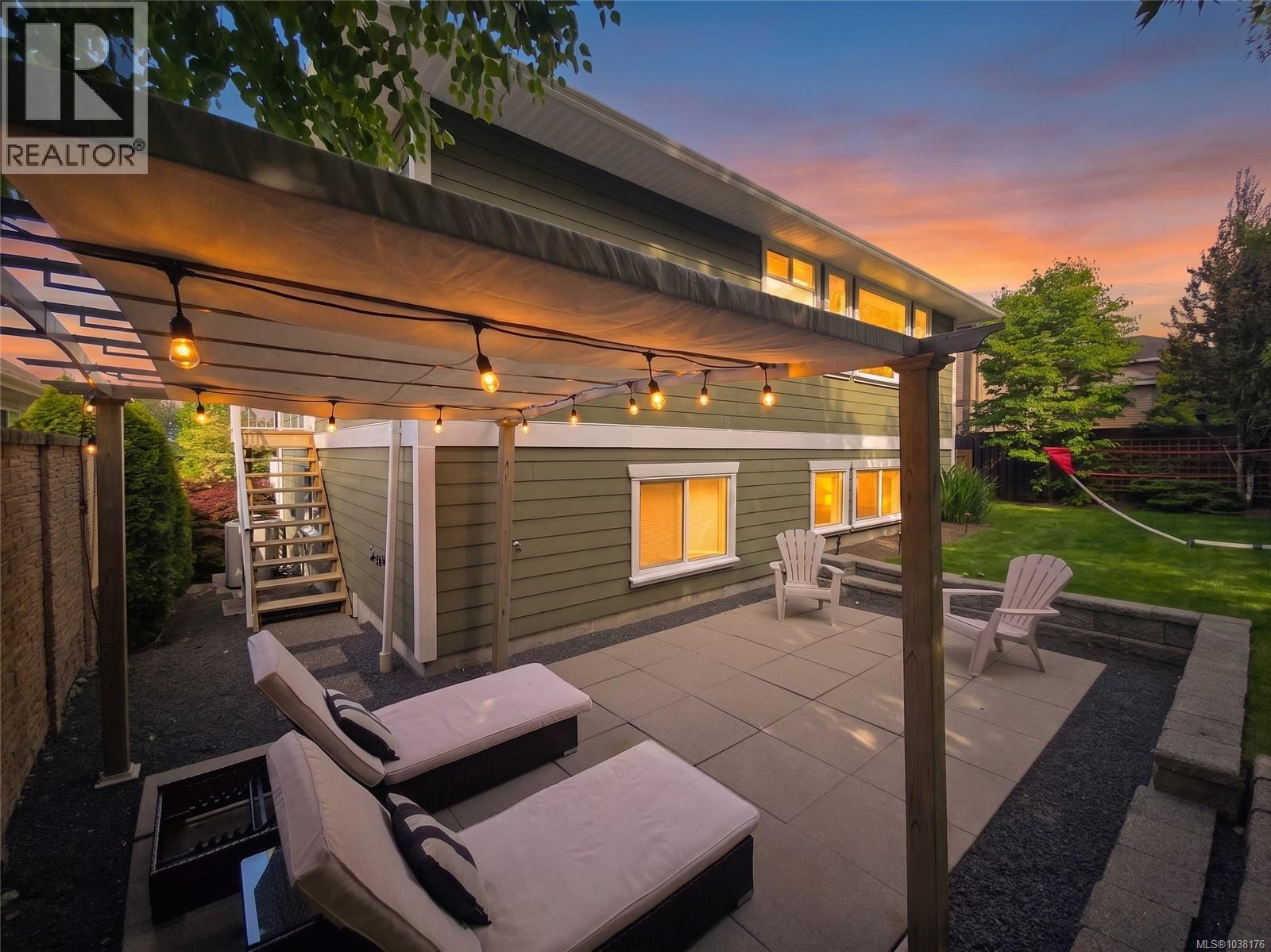 667 Nelson Rd - 13