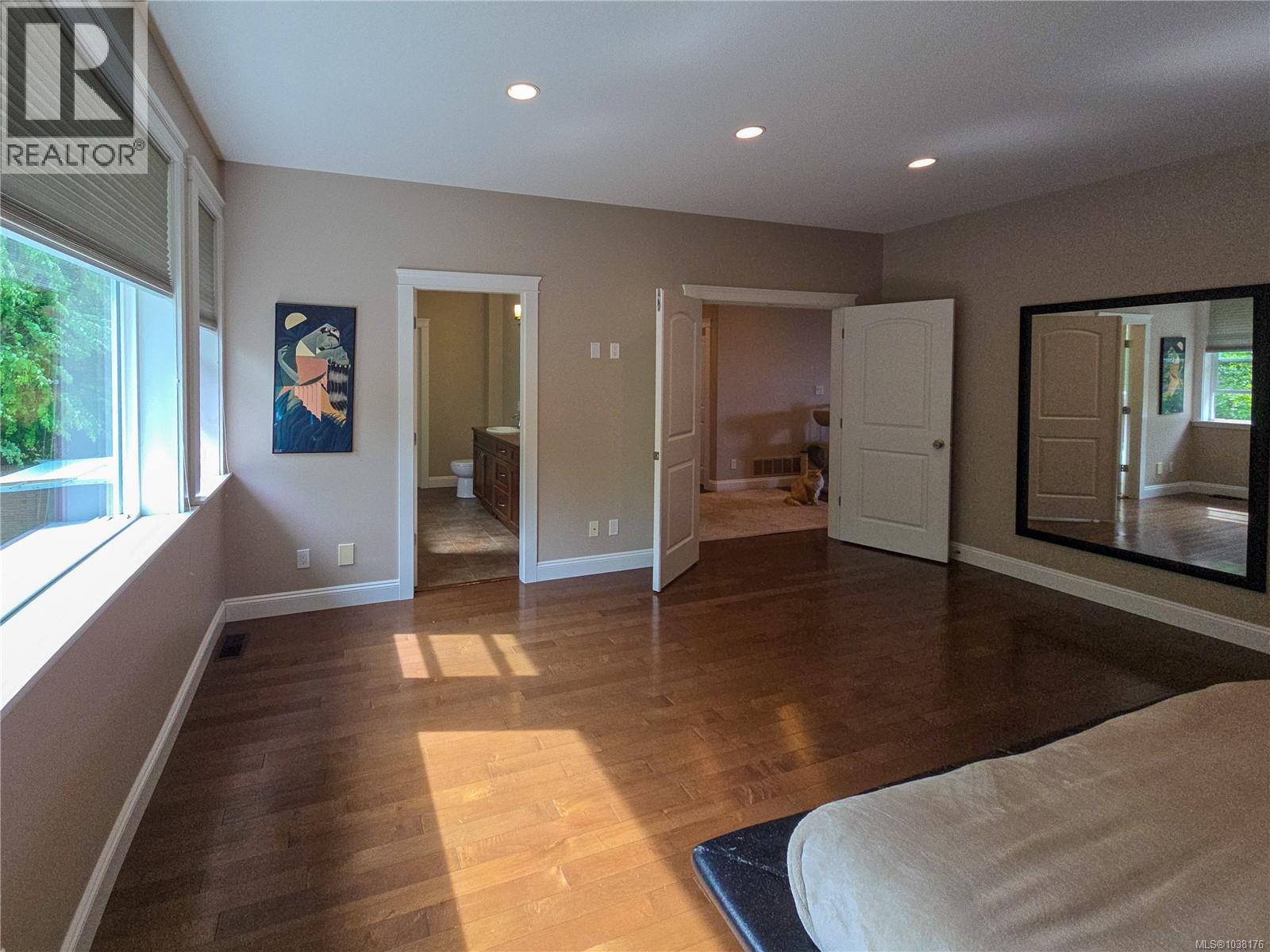 667 Nelson Rd, Campbell River