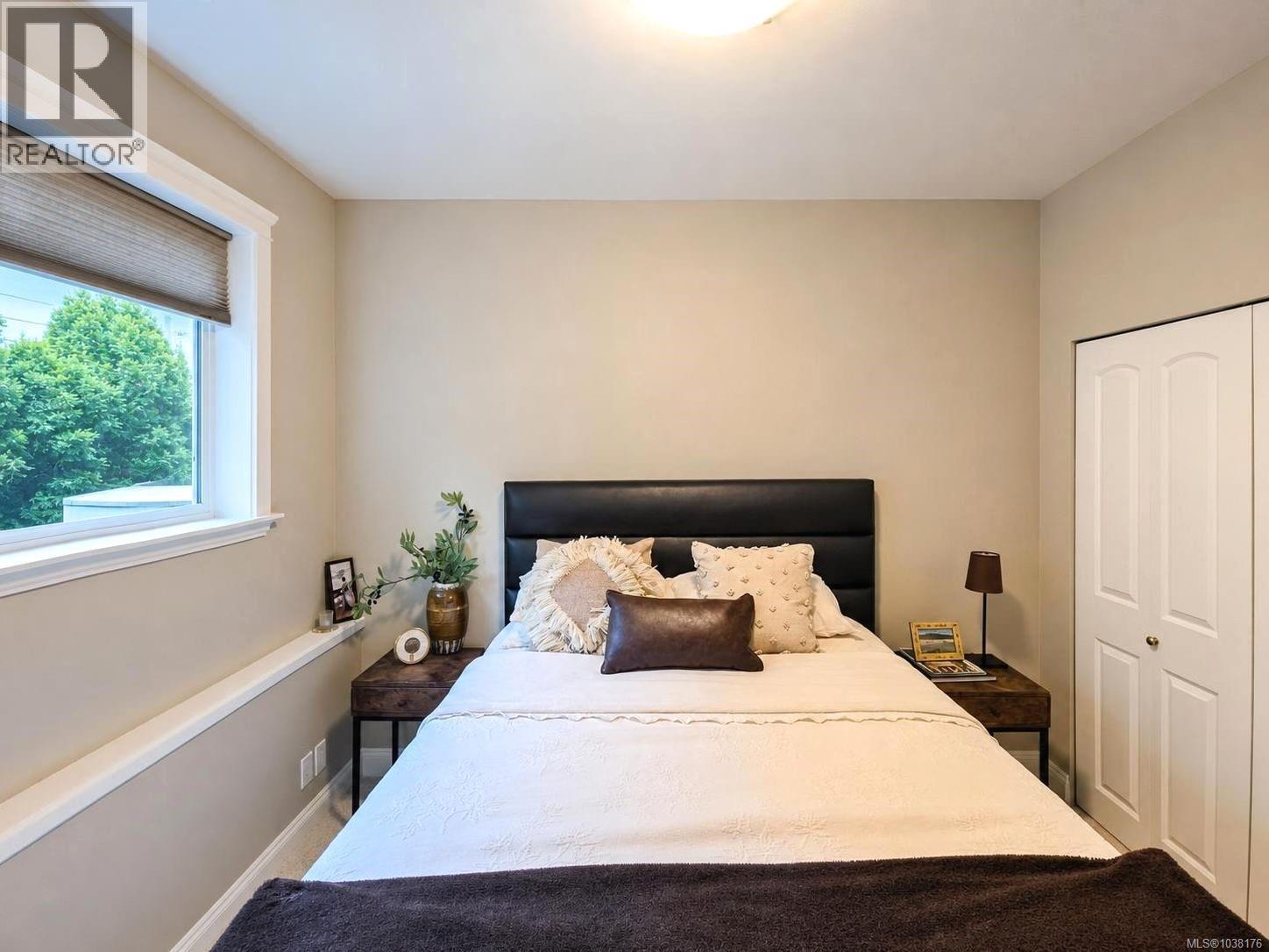 667 Nelson Rd, Campbell River