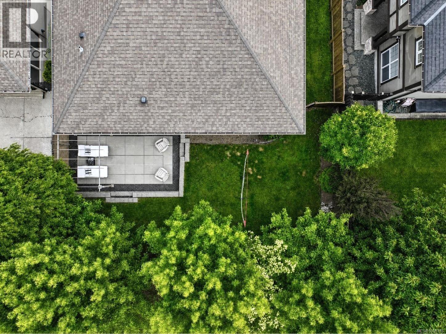 667 Nelson Rd, Campbell River