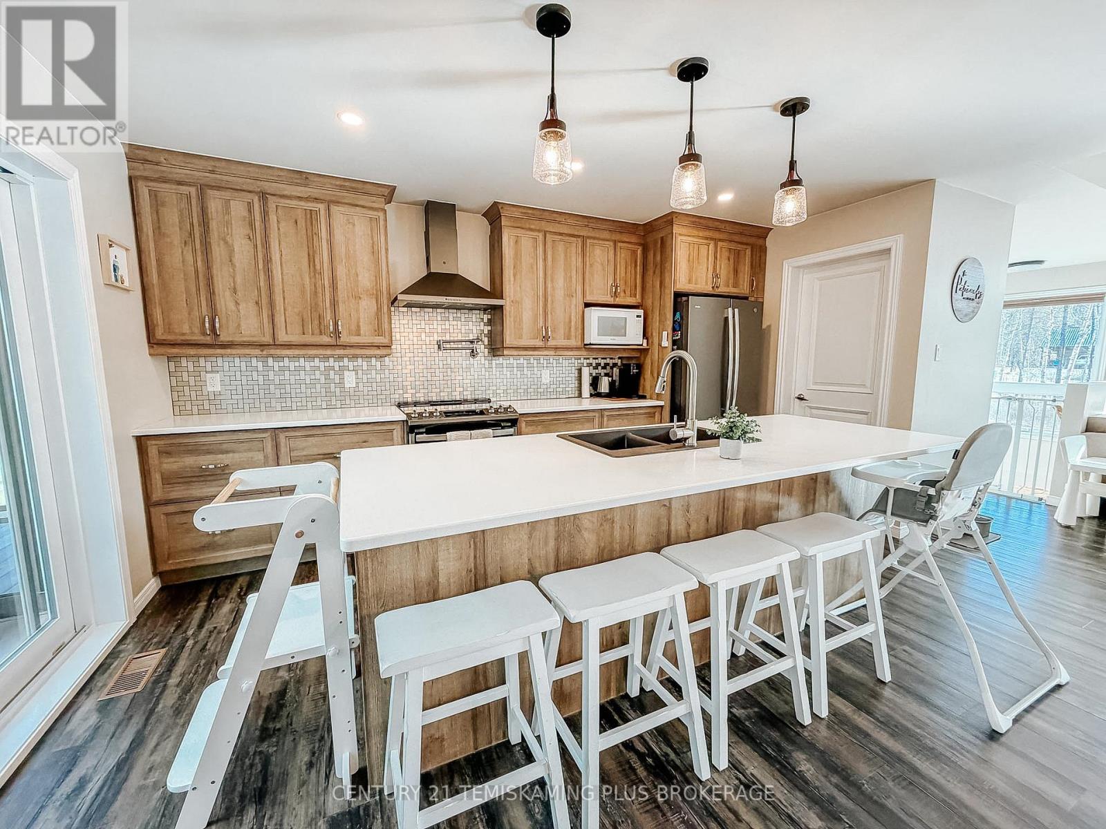877804 BASS LAKE ROAD - 11