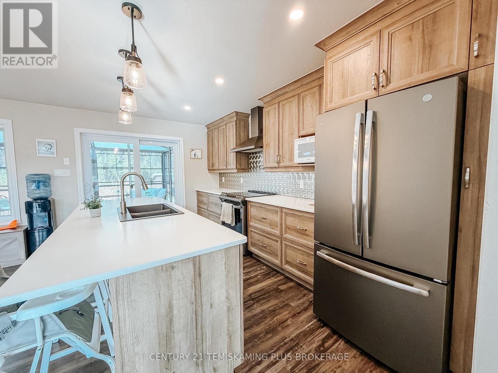 877804 BASS LAKE ROAD - 13