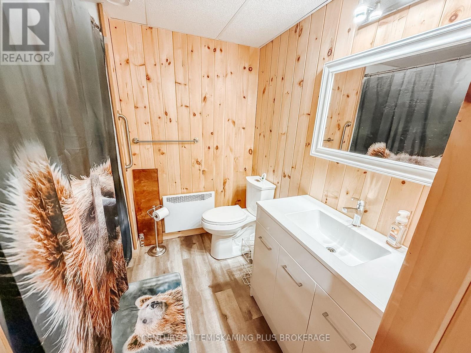 877804 BASS LAKE ROAD - 33